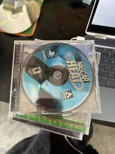 NASCAR Heat (Sony PlayStation 1, 2000) - Bild 1 von 4