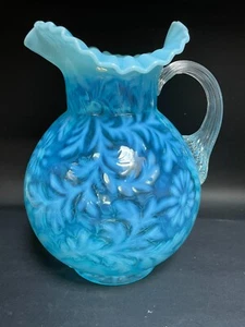 9,5" Fenton GÄNSEBLÜMCHEN & FARN blauer Krug - wie interner Riss, also ein Ausstellungsstück - Bild 1 von 14