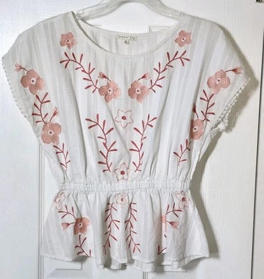 Copper Key White Floral Short Sleeve Gauzy Embroidered Blouse Size S - Image 1 of 4