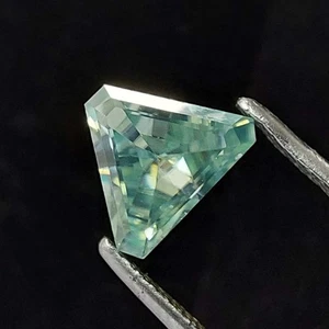 2.50 Cts Light Green Color Fancy Shape SI 1 Certified Moissanite I628 - Picture 1 of 10