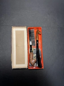 Vintage NIB Tie Rack Wall Plaque Brush & Shoehorn Hanging Set Bamboo Plastic - Picture 1 of 13