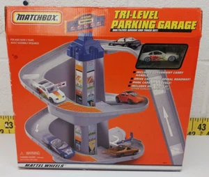 NIB Matchbox Tri-Level Parking Garage Multilevel Garage and Track Set 1999 (SR) - Picture 1 of 7