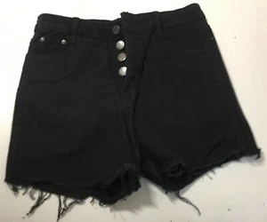 COLOR 3 COLLECTIONS GIRL'S MEDIUM BLACK CUTOFF SHORTS W/ BUTTONS CLOSURE NEW!! - Picture 1 of 3
