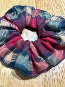RED TARTAN Plaid SCRUNCHIE Christmas HAIR ELASTIC Scrunchies stocking stuffer - Picture 1 of 3