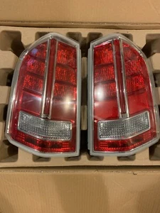 2011-2014 chrysler 300 tail light - Picture 1 of 1