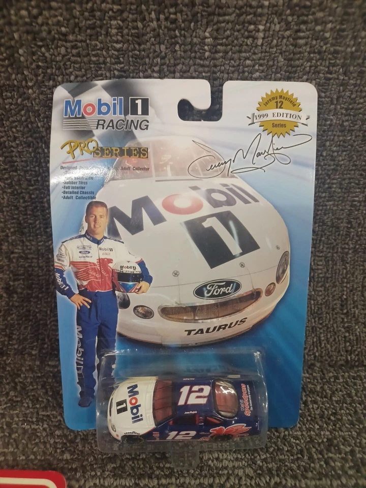Coche diecast Jeremy Mayfield #12 escala 1:64  Foto 1 de 1