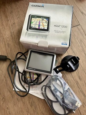 Garmin nuvi 1200 Automotive GPS Complete set - Image 1 of 3