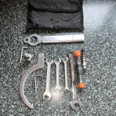 Kit attrezzi usati tenditori enduro spedizione gratuita Regno Unito - Immagine 1 di 4