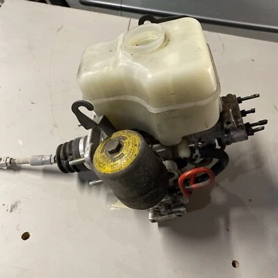 2005-2009 TOYOTA 4RUNNER LEXUS GX470 ABS PUMP MASTER CYLINDER ASSEMBLY OEM 136k - Image 1 of 4
