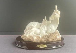 Crosa - Ruby's Collection BABY UNICORN & MOM Sculpture & Base - Rare Figurine - Picture 1 of 21