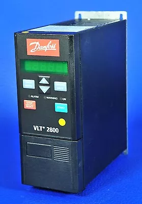 934 DANFOSS Kompakt Allgemeine Zweck Wechselrichter Drive Vlt 2800 195N0015 - Bild 1 von 3