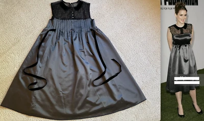 Vestido Marc Jacobs Y2K *¡Visto en Winona Ryder, estrella de Beetlejuice!* Foto 1 de 4