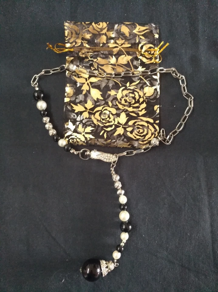 COLLANA e CIONDOLO FASHION DONNA - Immagine 1 di 4