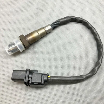 12589380 OE Bosch Oxygen Sensor O2 Fits 2007-2009 Chevrolet HHR Cobalt 2.0L - Image 1 of 4