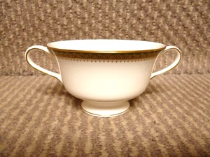 3 X  WEDGWOOD CHESTER PATTERN TWO HANDLED CREAM SOUP DISHES - Picture 1 of 2