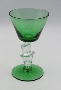 MORGANTOWN "TOP HAT" KNICKERBOCKER GREEN COCKTAIL STEM GLASS (5 1/8" tall) - Picture 1 of 4