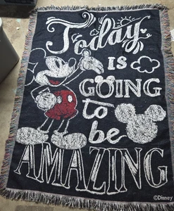 VINTAGE DISNEY MICKEY MOUSE & CO COMPANY 58" X 48" GEWEBT ÜBERWURF DECKE GOBELIN - Bild 1 von 7