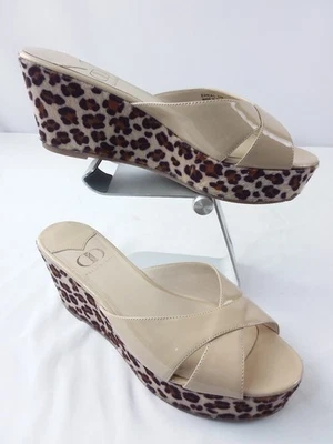 Sandalias Kelsi Dagger Bianca charol leopardo natural talla 9,5 Foto 1 de 4
