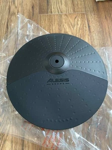 CYMBALE ALESIS NITRO MAX RIDE - NEUVE ENCORE DANS SA BOÎTE. - Photo 1/3