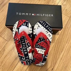 NWT Tommy Hilfiger Th Tape Flip - Picture 1 of 5