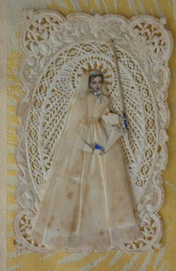 Image pieuse canivet dentelle communiante legeres rousseurs - Picture 1 of 1