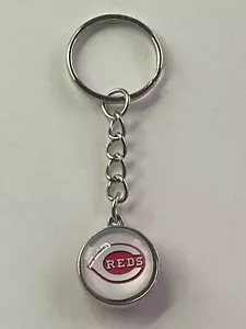 Vintage MLB Cincinnati Reds Two Sided Glass Charm Keychain Souvenir Rare - Picture 1 of 4