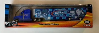 Hot Wheels Vintage Racing Transporter Tribute Petty Four Generations 2002 Foto 1 de 4