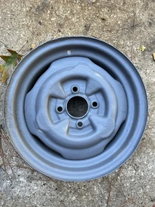 TRIUMPH SPITFIRE ORIGINAL WHEEL 13 INCH - Picture 1 of 1