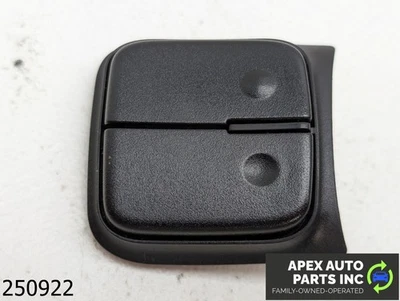 OEM 2018-2021 Chevrolet Equinox 1.5L Steering Wheel  Radio Control Switch - Image 1 of 4