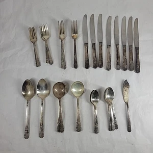 WM A Rogers Oneida Harmony 1938 Silver Plate 34 Piece Flatware Lot Reinforced - Picture 1 of 11