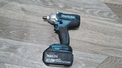 Makita DTW190 LXT 18V Cordless Impact Wrench 5.0Ah Li-Ion Battery - Image 1 of 4