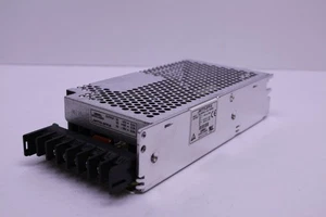 Fuente de alimentación conmutada TDK Lambda JWT75-5FF/A 75W +5V, +15V, -15V salidas - Imagen 1 de 9