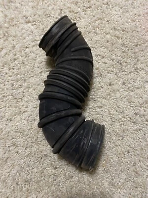 Manguera de admisión de aire Toyota Matrix 2003-04-05-06-07-2008 conducto 17881-0D120 OEM Foto 1 de 4