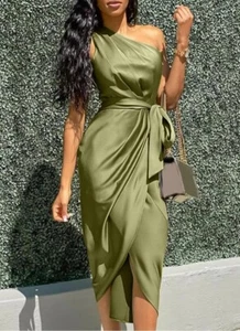 Brand New Asymmetrical midi dress green 2XL would fit a size 14-16 - Picture 1 of 1