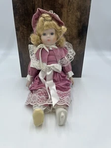 VINTAGE PORCELAIN DOLL - Picture 1 of 7