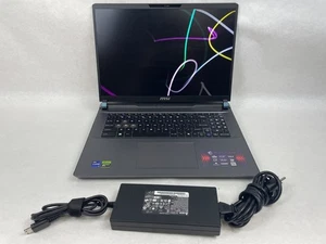 MSI Vector 17 HX A14V 17" i9-14900HX 2,2 GHz 32 GB RAM 1 TB SSD GeForce RTX 4070 - Foto 1 di 6