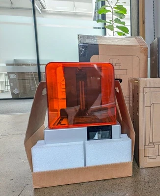 Formlabs Form 2 SLA stereolithography 3D Printer w/ build plate  - Image 1 of 4