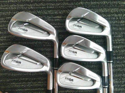 PRGR Right Handed Iron Set 03 7-9,P,A NSPRO850GHneo Flex S - Image 1 of 4