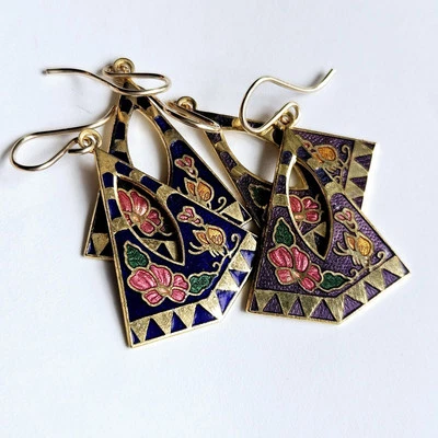 Pendientes triángulo flor esmalte Cloisonne alambres rellenos de oro mejorados a tu elección Foto 1 de 4