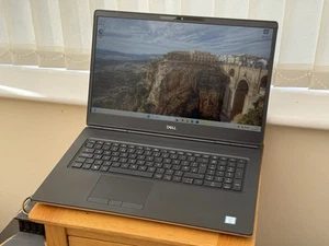 Dell Precision 7750 - Xeon 10855M, 32GB RAM, 512GB SSD, Quadro RTX 3000 - FHD - Picture 1 of 13