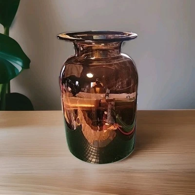 Jarrón grande de vidrio marrón ámbar de 13,3" ligeramente acampanado diseño de cuello de botella estrecho  Foto 1 de 4