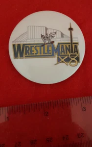 Wrestlemania X8 2002Toronto Hulk Hogan Rock Vintage Wrestling Pin Button WWE WWF - Bild 1 von 2