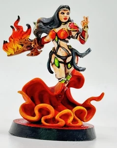 Painted Female Fire Sorceress Paladin for DnD or wargames collectible miniature - Picture 1 of 5