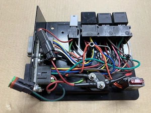 Carrier Transicold Relay / Contactor / Fuse Block From June 2006 Part # 86595169 - Picture 1 of 11