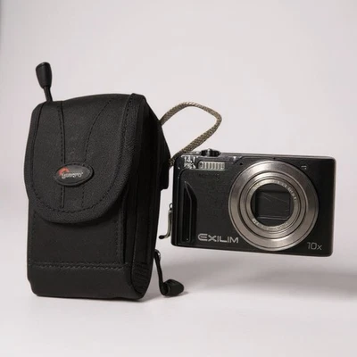 Casio Exilim EX-H15 Compact Digital Camera 14.1MP, Black With Carrying Case - Image 1 of 4