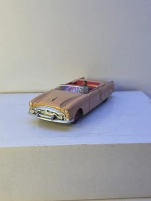 Dinky Toys Packard Convertible Vintage con Driver No. 132 - Bujes y caja rojos Foto 1 de 4