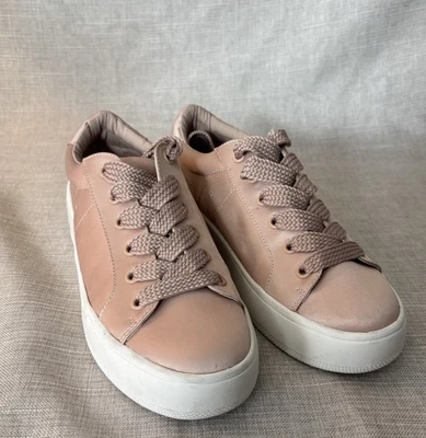 Tênis Steve Madden Bertie-s Blush Rosa Tamanho 6 Largo Renda Moda Usado - Imagem 1 de 4