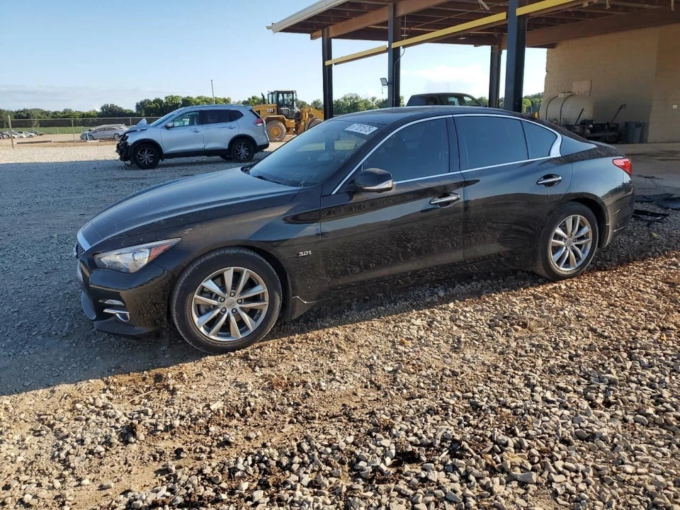(LOCAL PICKUP ONLY) Passenger Right Fender Fits 14-24 INFINITI Q50 2644878 - Image 1 of 4