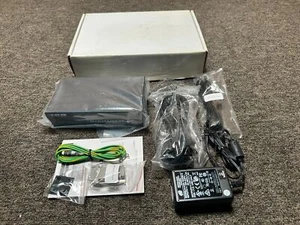 Black Box Mediacento Vx 4-port Transmitter AVX-VGA-TP-TX-4 /WH - Picture 1 of 11