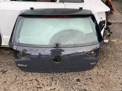 VOLKSWAGEN GOLF MK7 2013-2020 7,5 PUERTA TRASERA TAPA MALETERO GRIS Foto 1 de 3